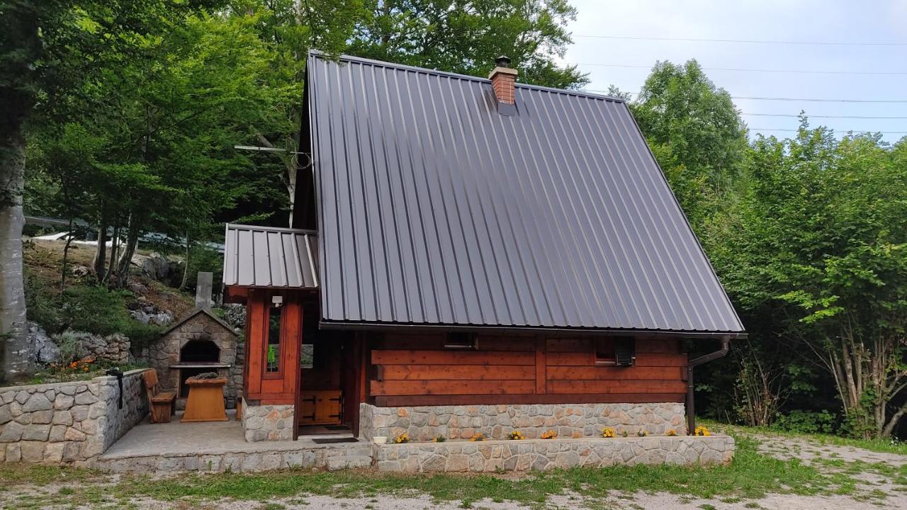 Kuca Za Odmor "Med Strmci" Villa Zlobin Eksteriør billede