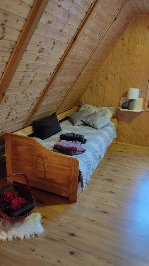 Kuca Za Odmor "Med Strmci" Villa Zlobin Eksteriør billede